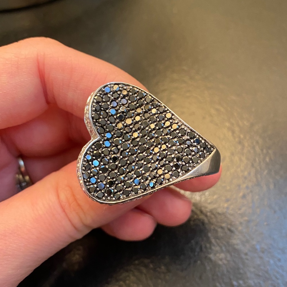 Large heart ring